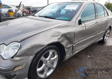 2007 Mercedes-Benz C 230 Sport from USA, damaged, VIN WDBRF52H37E026996